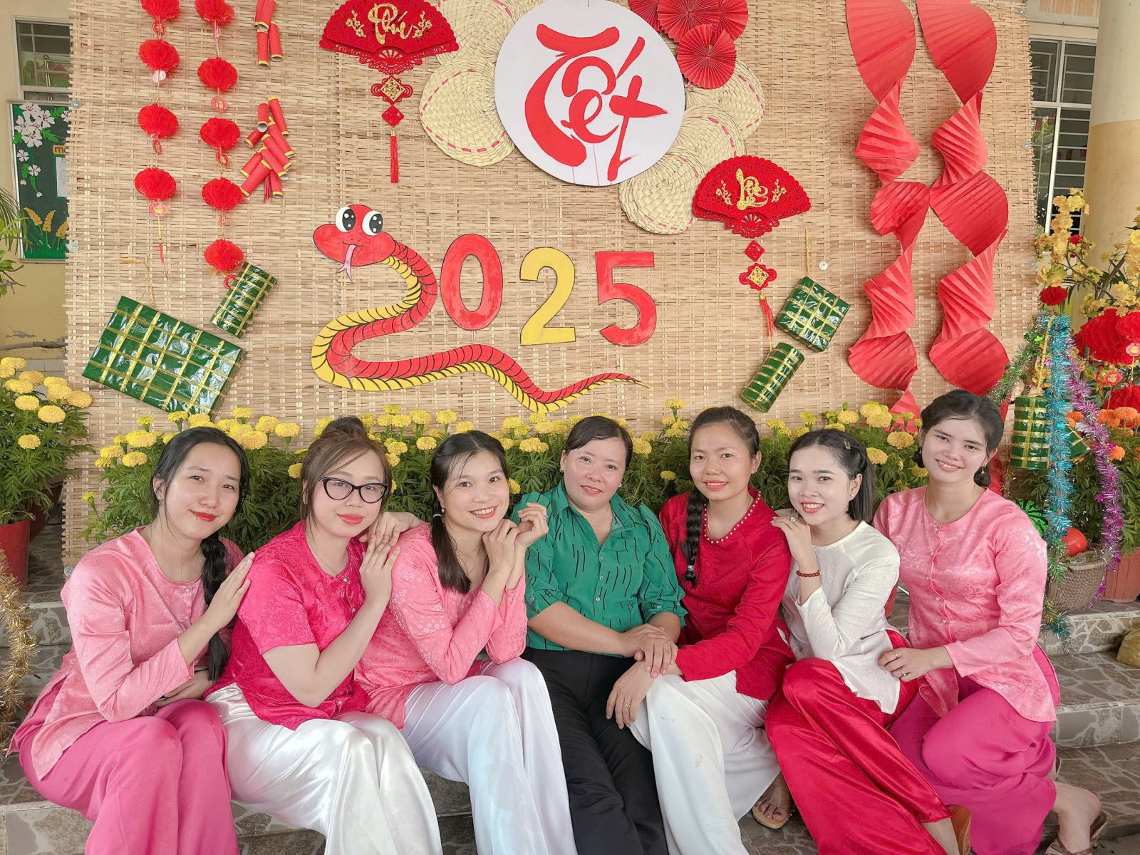 LỄ HỘI MỪNG XUÂN ẤT TỴ 2025 CỦA CÔ TRÒ TRƯỜNG MẪU GIÁO TÂN ÂN
