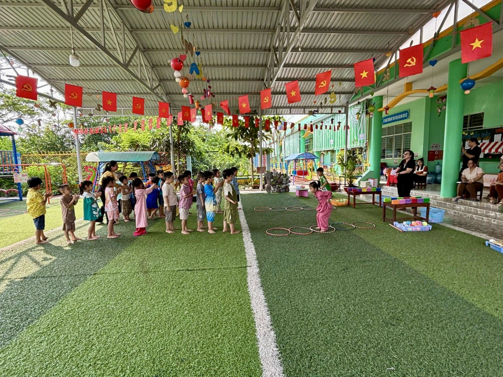 HỘI GIẢNG CHUYÊN ĐỀ "CHƠI,HOẠT ĐỘNG NGOÀI TRỜI"